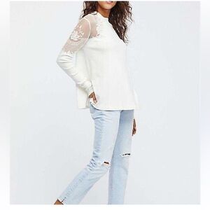Elegant White Lace Sleeve Women's Top